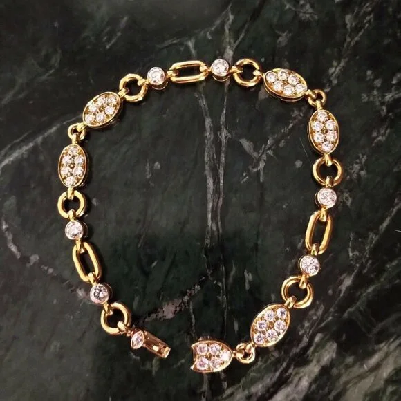 Tabbah Diamond 18K Gold Station Parisian Bracelet - Picture 3 of 13